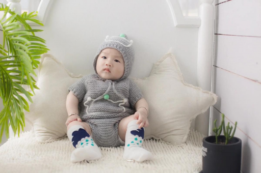 枝江宝宝揉眼睛是怎么回事